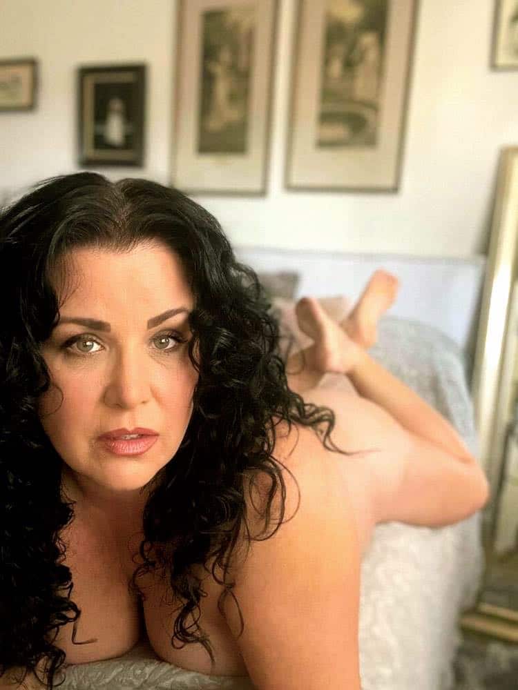 Tabulose MILF sucht private Treffen